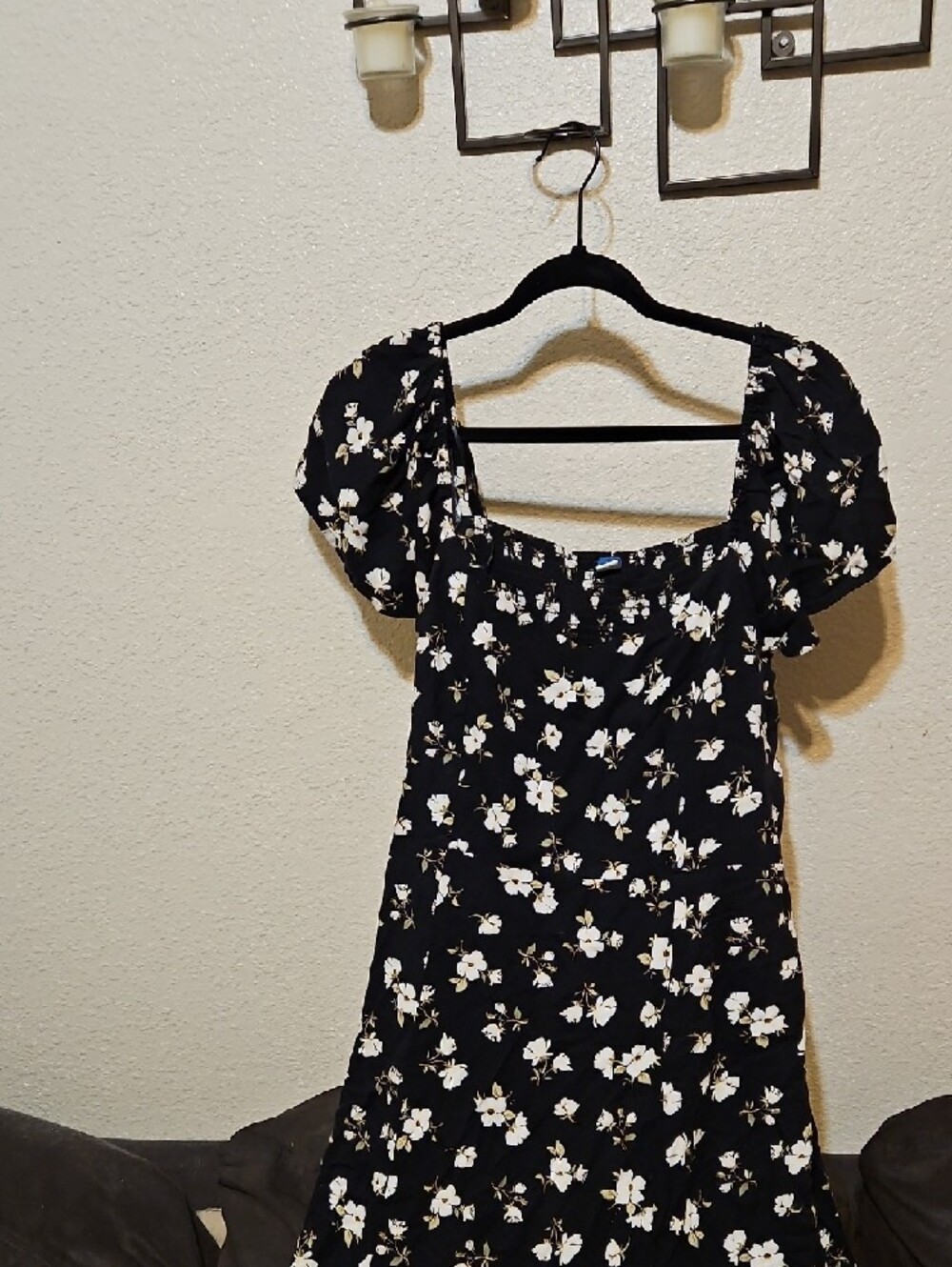 Old Navy Black Maxi Dress with White Floral Pattern - Picture 2 of 10